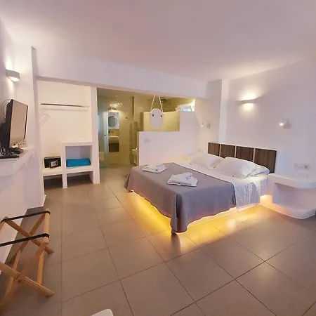 Ambience Hotel 4*